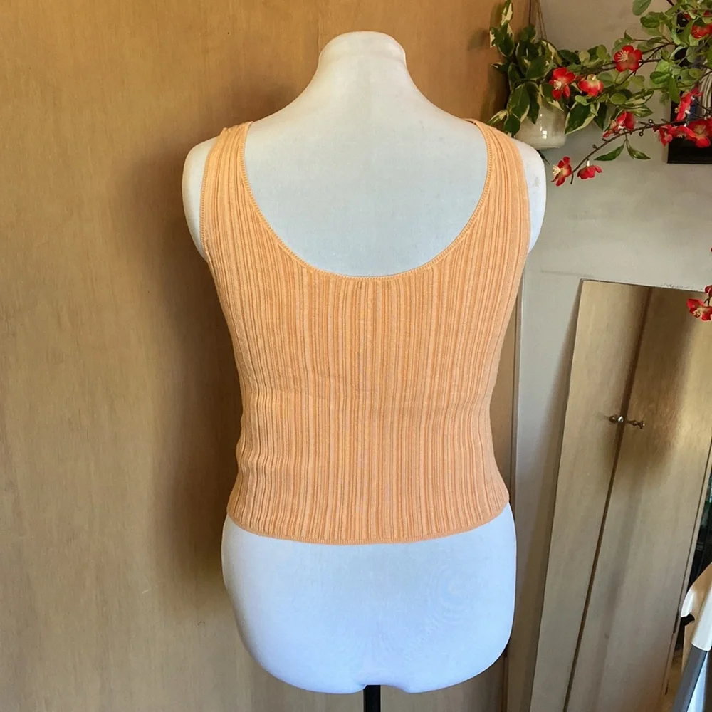 VINCE (M) Ribbed Tanktop - Picture 4 of 9